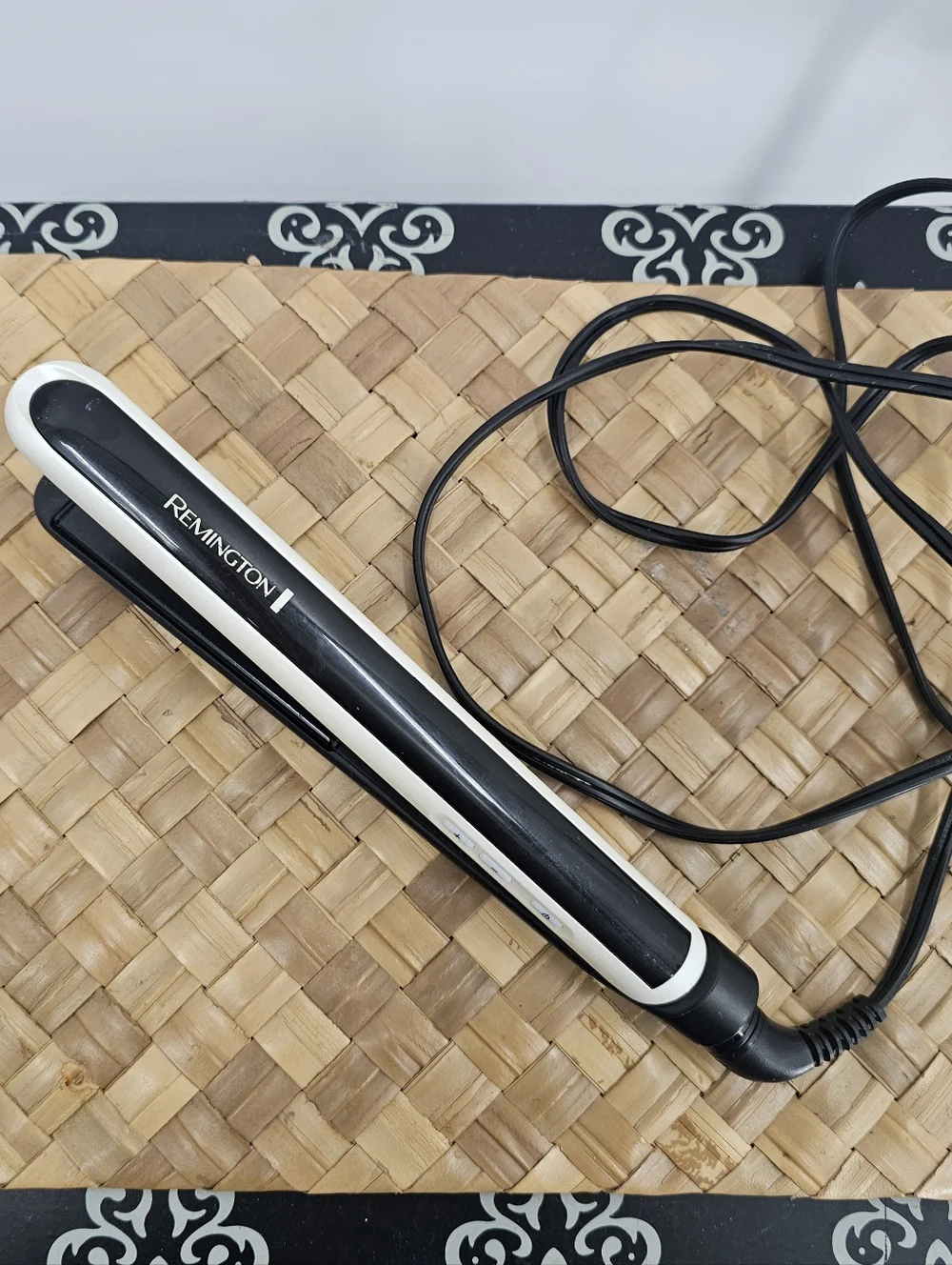 Remington Pearl Straightener 1